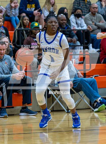 Thumbnail 3 in Vashon vs. Incarnate Word Academy (Webster Winter Challenge) photogallery.