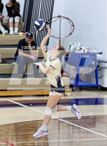 Thumbnail 1 in Saint Jo @ Perrin photogallery.
