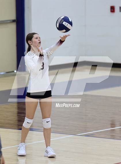 Thumbnail 1 in Saint Jo @ Perrin photogallery.