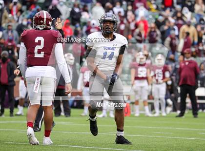 Thumbnail 3 in Red Oak vs. Mansfield Summit (UIL 5A Division 1 Quarterfinals) photogallery.