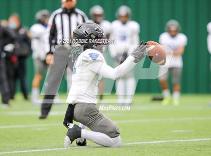 Thumbnail 2 in Red Oak vs. Mansfield Summit (UIL 5A Division 1 Quarterfinals) photogallery.