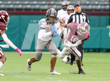 Thumbnail 2 in Red Oak vs. Mansfield Summit (UIL 5A Division 1 Quarterfinals) photogallery.