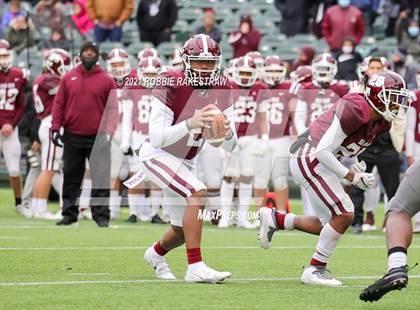 Thumbnail 1 in Red Oak vs. Mansfield Summit (UIL 5A Division 1 Quarterfinals) photogallery.