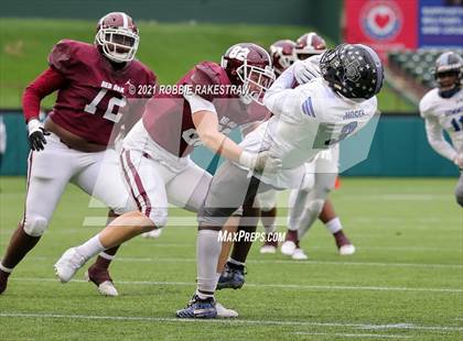 Thumbnail 1 in Red Oak vs. Mansfield Summit (UIL 5A Division 1 Quarterfinals) photogallery.