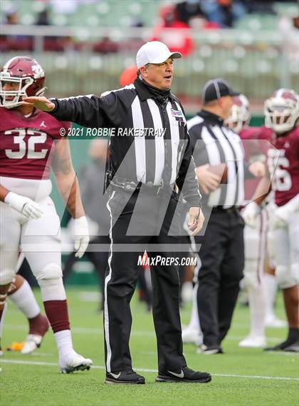 Thumbnail 1 in Red Oak vs. Mansfield Summit (UIL 5A Division 1 Quarterfinals) photogallery.