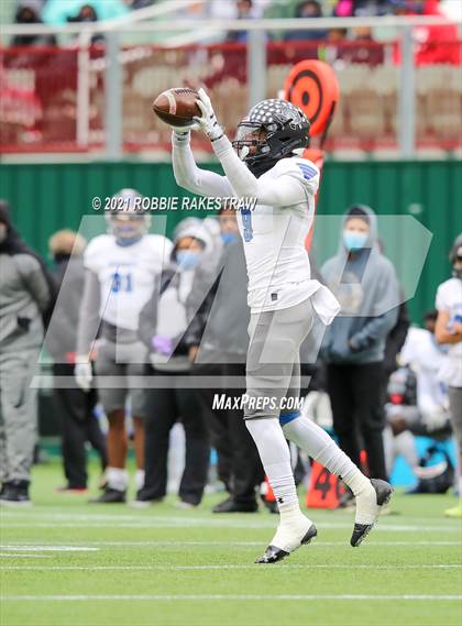 Thumbnail 2 in Red Oak vs. Mansfield Summit (UIL 5A Division 1 Quarterfinals) photogallery.