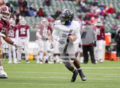 Thumbnail 2 in Red Oak vs. Mansfield Summit (UIL 5A Division 1 Quarterfinals) photogallery.