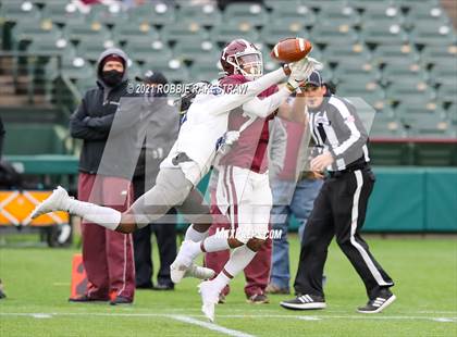 Thumbnail 1 in Red Oak vs. Mansfield Summit (UIL 5A Division 1 Quarterfinals) photogallery.