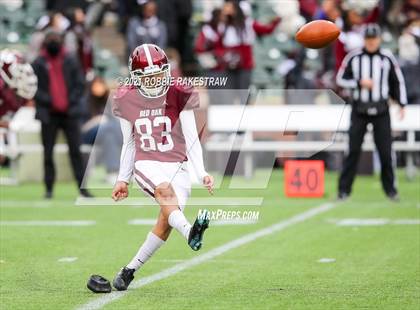 Thumbnail 3 in Red Oak vs. Mansfield Summit (UIL 5A Division 1 Quarterfinals) photogallery.