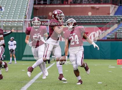 Thumbnail 3 in Red Oak vs. Mansfield Summit (UIL 5A Division 1 Quarterfinals) photogallery.