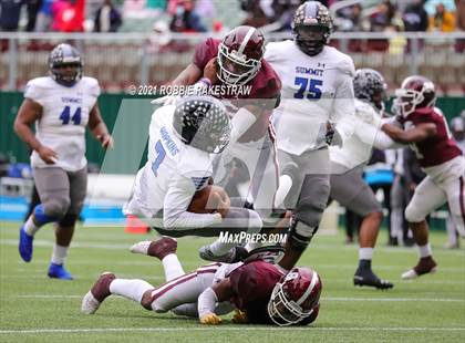 Thumbnail 3 in Red Oak vs. Mansfield Summit (UIL 5A Division 1 Quarterfinals) photogallery.