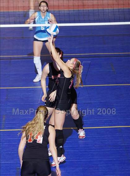 Thumbnail 3 in Salamanca vs Westlake (NYSPHSAA Class C Final) photogallery.
