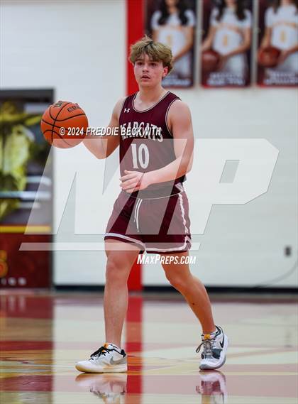 Thumbnail 2 in JV: Whitesboro @ S&S photogallery.