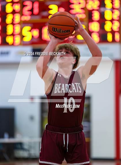 Thumbnail 2 in JV: Whitesboro @ S&S photogallery.