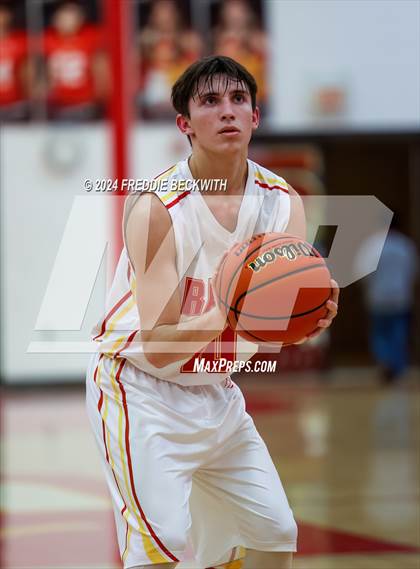 Thumbnail 2 in Whitesboro @ S&S photogallery.