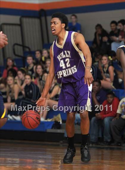Thumbnail 2 in Holly Springs vs. Lee County (Tri-Nine Conference Tournament) photogallery.