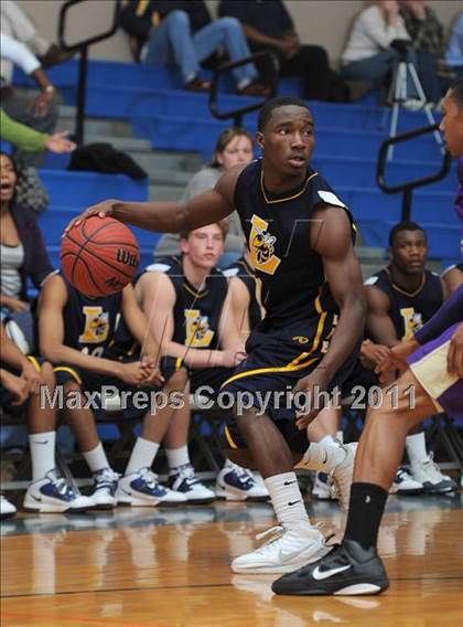 Thumbnail 3 in Holly Springs vs. Lee County (Tri-Nine Conference Tournament) photogallery.