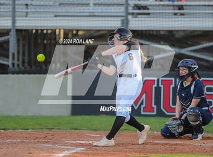 Thumbnail 3 in Southmoore @ Mustang photogallery.