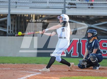 Thumbnail 2 in Southmoore @ Mustang photogallery.