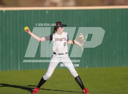 Thumbnail 1 in Southmoore @ Mustang photogallery.