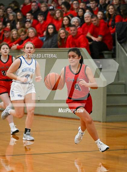 Thumbnail 3 in Northeast Dubois vs. South Webster photogallery.
