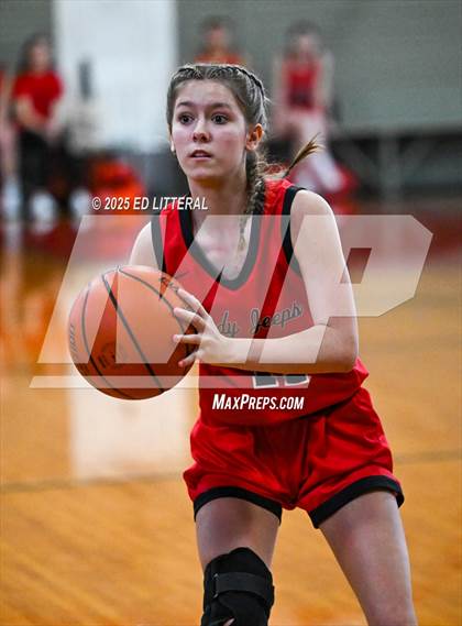 Thumbnail 2 in Northeast Dubois vs. South Webster photogallery.