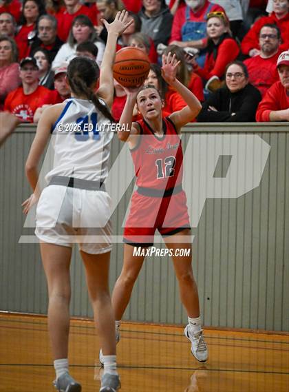 Thumbnail 3 in Northeast Dubois vs. South Webster photogallery.