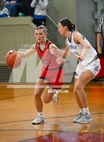 Thumbnail 2 in Northeast Dubois vs. South Webster photogallery.