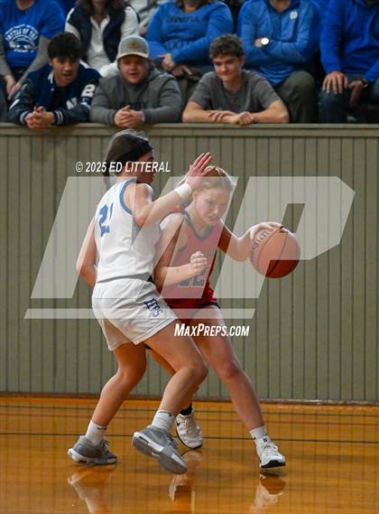 Thumbnail 1 in Northeast Dubois vs. South Webster photogallery.