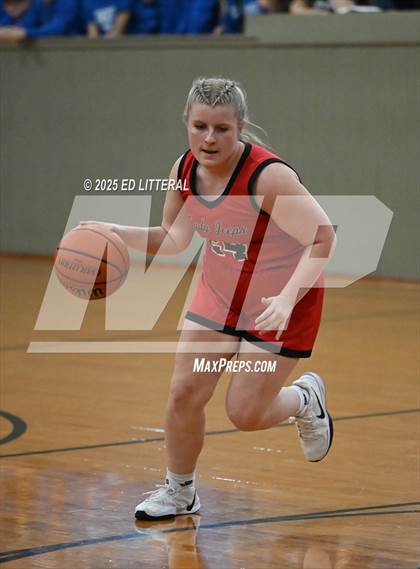 Thumbnail 1 in Northeast Dubois vs. South Webster photogallery.