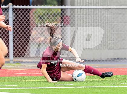 Thumbnail 3 in Lakeside vs. Holy Names Academy (WIAA 3A Playoffs) photogallery.