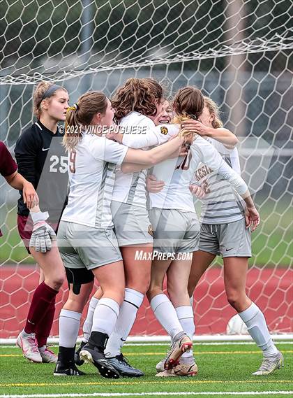 Thumbnail 2 in Lakeside vs. Holy Names Academy (WIAA 3A Playoffs) photogallery.