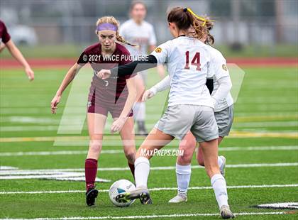 Thumbnail 3 in Lakeside vs. Holy Names Academy (WIAA 3A Playoffs) photogallery.