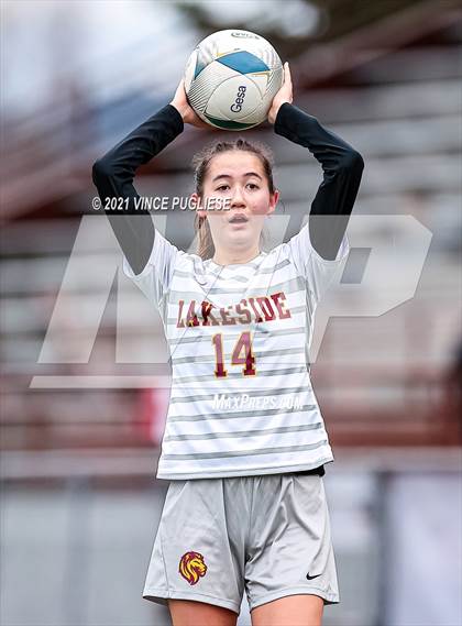 Thumbnail 3 in Lakeside vs. Holy Names Academy (WIAA 3A Playoffs) photogallery.