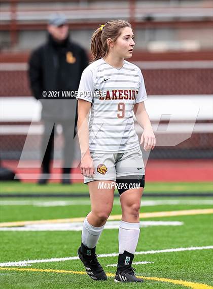 Thumbnail 3 in Lakeside vs. Holy Names Academy (WIAA 3A Playoffs) photogallery.
