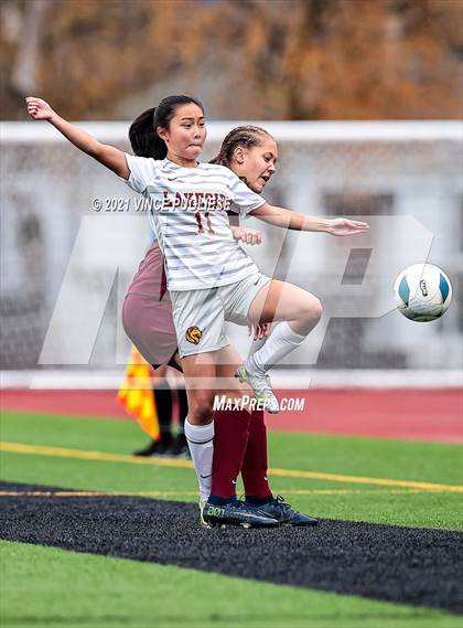 Thumbnail 1 in Lakeside vs. Holy Names Academy (WIAA 3A Playoffs) photogallery.