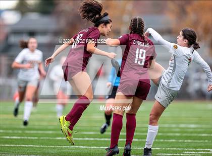 Thumbnail 2 in Lakeside vs. Holy Names Academy (WIAA 3A Playoffs) photogallery.