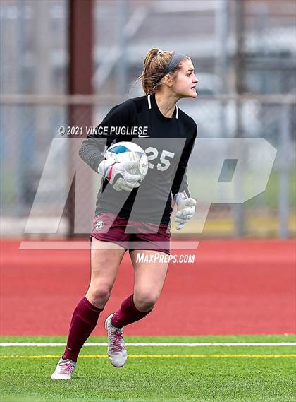 Thumbnail 2 in Lakeside vs. Holy Names Academy (WIAA 3A Playoffs) photogallery.