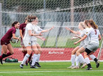 Thumbnail 1 in Lakeside vs. Holy Names Academy (WIAA 3A Playoffs) photogallery.