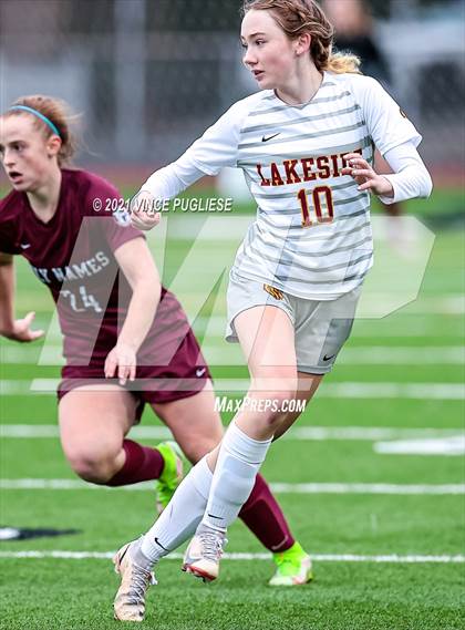 Thumbnail 3 in Lakeside vs. Holy Names Academy (WIAA 3A Playoffs) photogallery.