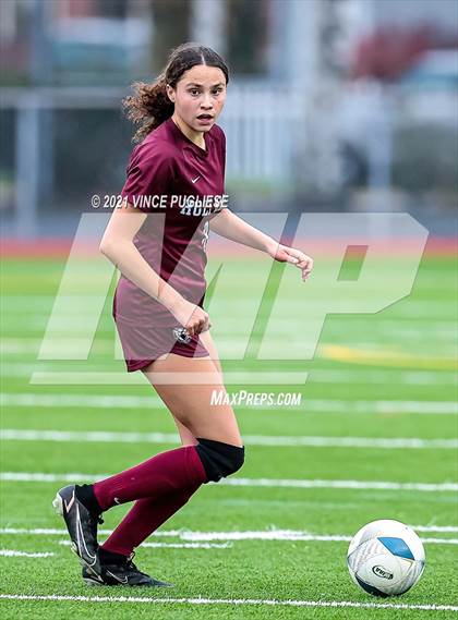 Thumbnail 3 in Lakeside vs. Holy Names Academy (WIAA 3A Playoffs) photogallery.