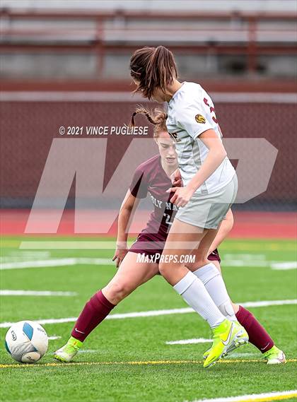 Thumbnail 2 in Lakeside vs. Holy Names Academy (WIAA 3A Playoffs) photogallery.