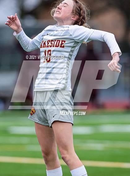 Thumbnail 3 in Lakeside vs. Holy Names Academy (WIAA 3A Playoffs) photogallery.