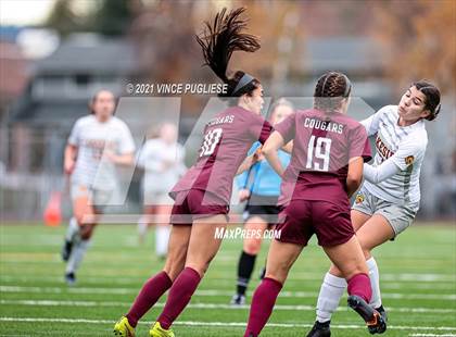 Thumbnail 2 in Lakeside vs. Holy Names Academy (WIAA 3A Playoffs) photogallery.