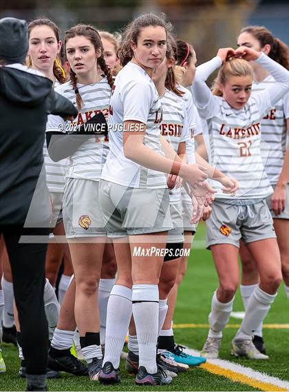 Thumbnail 2 in Lakeside vs. Holy Names Academy (WIAA 3A Playoffs) photogallery.