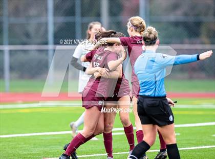 Thumbnail 2 in Lakeside vs. Holy Names Academy (WIAA 3A Playoffs) photogallery.
