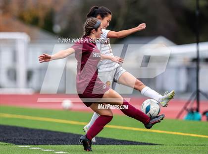 Thumbnail 2 in Lakeside vs. Holy Names Academy (WIAA 3A Playoffs) photogallery.