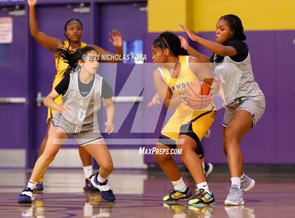 Thumbnail 2 in Sierra Canyon vs. Lynwood photogallery.