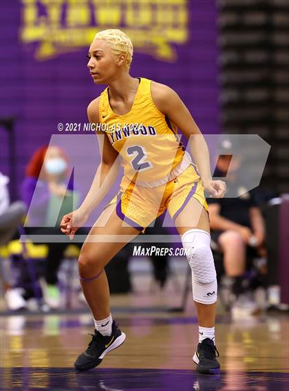 Thumbnail 1 in Sierra Canyon vs. Lynwood photogallery.