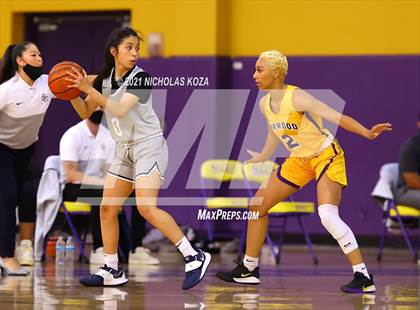 Thumbnail 3 in Sierra Canyon vs. Lynwood photogallery.